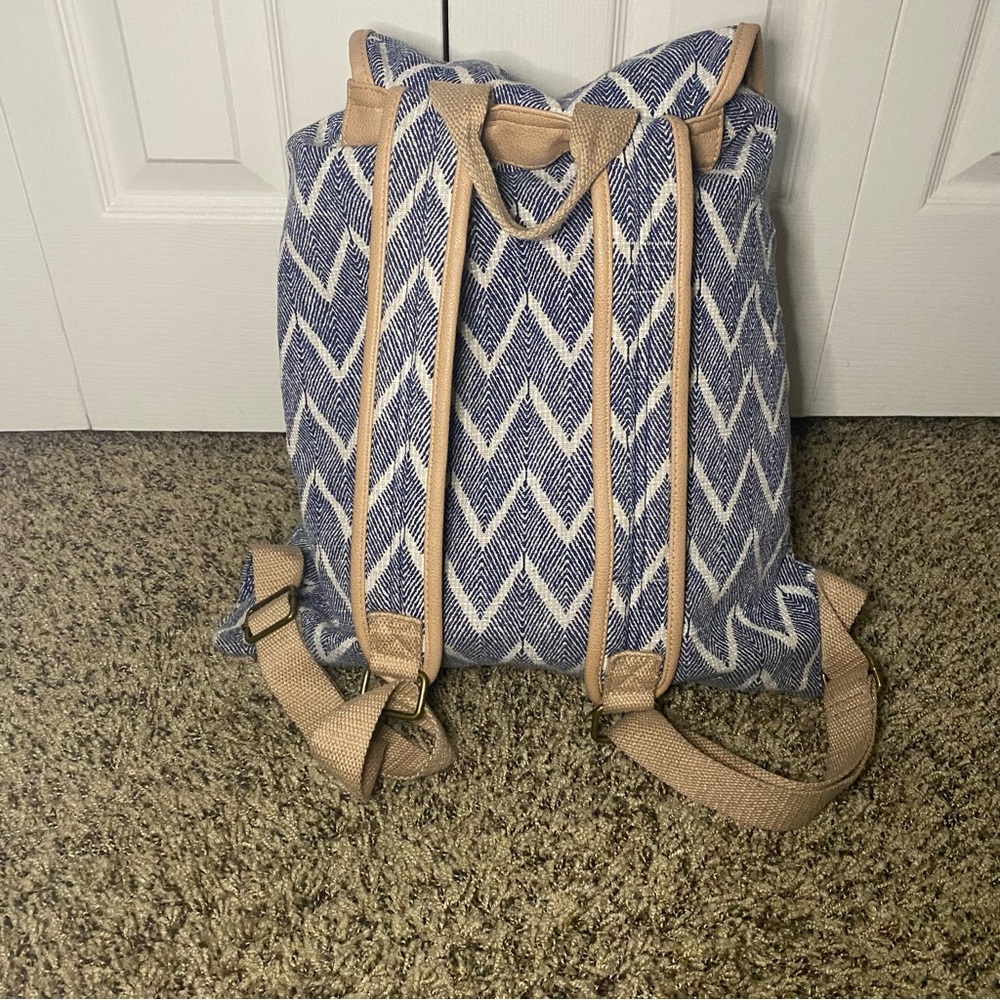 Mossimo Chevron Zig Zag Drawstring Backpack - image 3